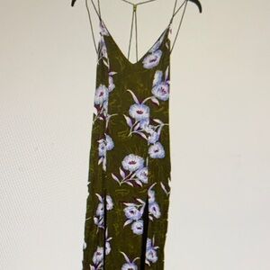 Elegant Floral Backless Dress